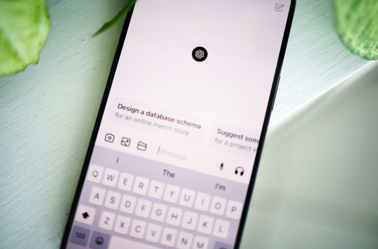 iphone avec l'application chatgpt