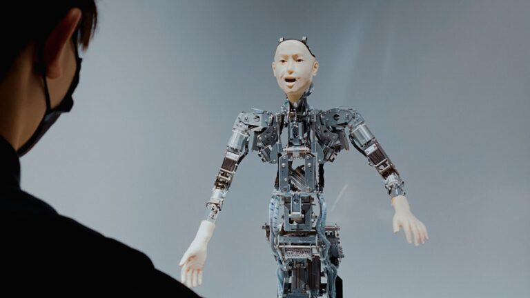 Découvrez le bilan de l'automatisation IA en 2025 et explorez les tendances majeures pour 2026, enrichi d'analyses et conseils de Digital Equinoxal pour anticiper l'avenir de l'intelligence artificielle.