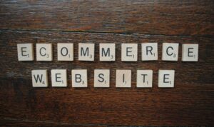 Découvrez comment une entreprise e-commerce à Nice a transformé ses process grâce à l'automatisation IA, en surmontant défis et obstacles. Un cas pratique riche en enseignements.