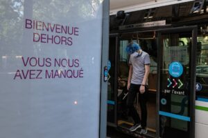 Explorez l'état des lieux de l'IA et de l'automatisation à Lyon et découvrez les perspectives innovantes qui transforment le tissu économique et technologique de la métropole.