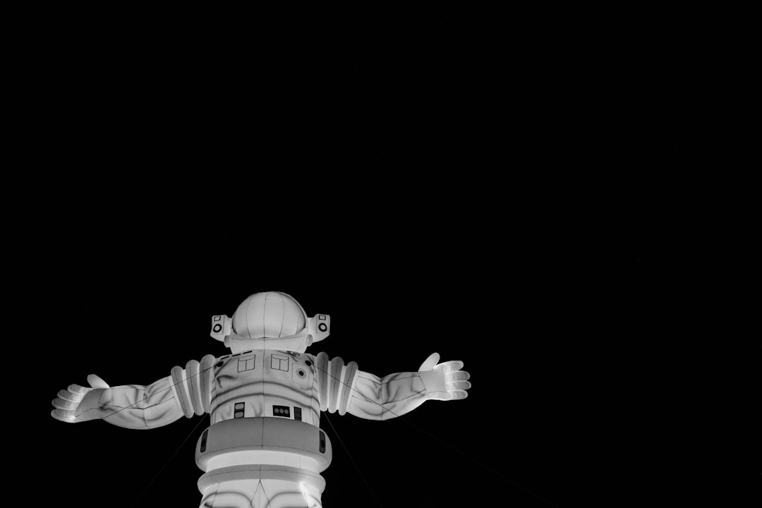 Découvrez comment automatiser les 5 tâches clés dans une PME à Nice pour booster votre efficacité et réduire les coûts. Suivez nos conseils pratiques et intégrés aux solutions d'IA.