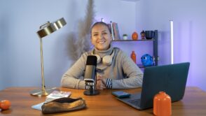 K-shu partage ses conseils pour une reconversion réussie de juriste à social media manager, incluant l'impact de l'IA et des outils essentiels.